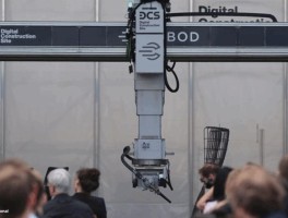 Cobod Introduces Multifunctional Robot for 3D Construction Printing